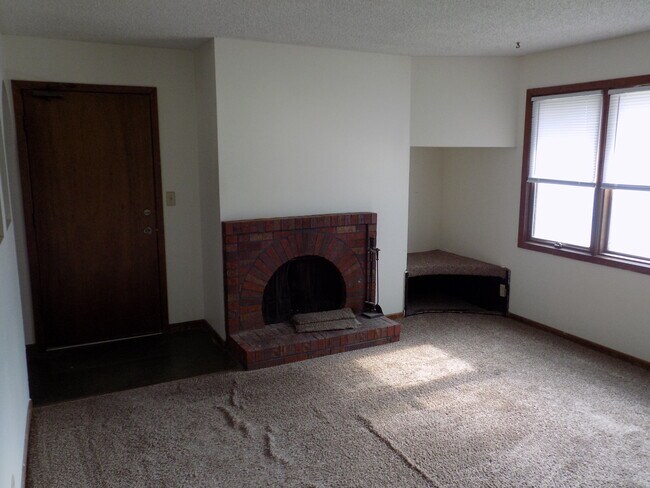 Building Photo - 4021 N 8th St