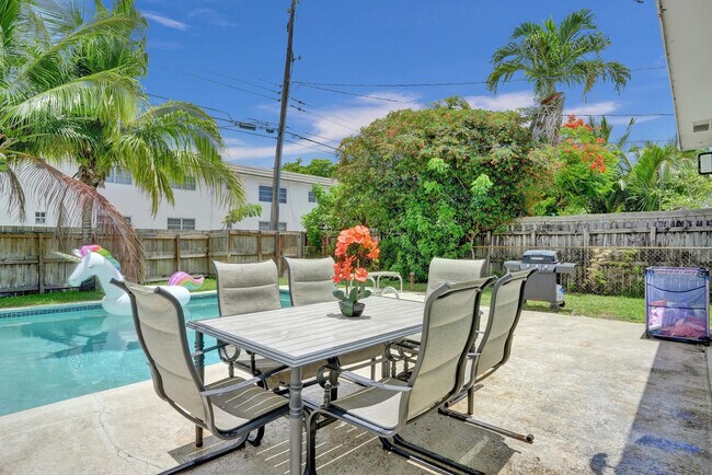 Building Photo - 5415 Harrison St