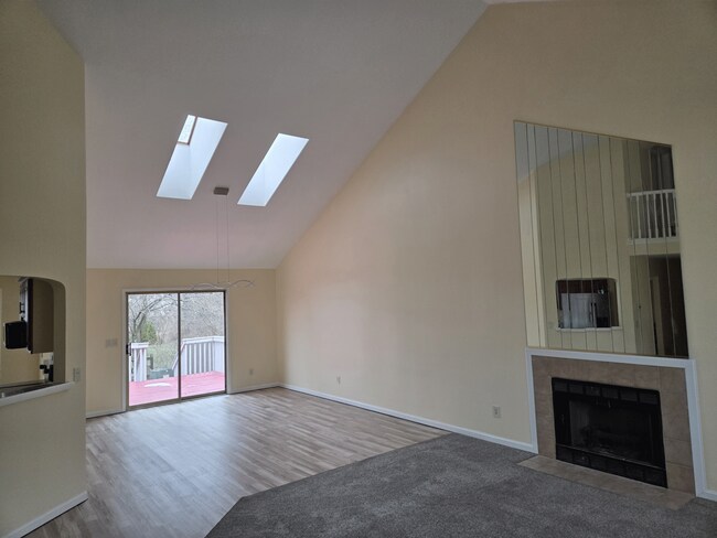 Building Photo - 6067 Abbey Church Rd