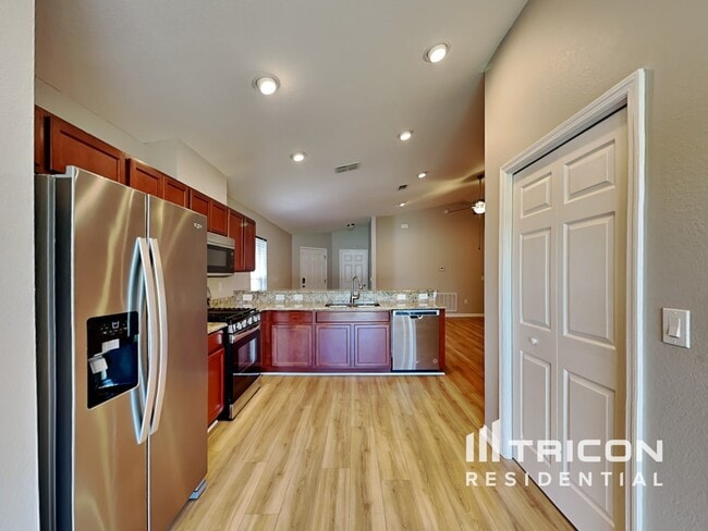 Building Photo - 2158 Bretton Ridge Loop
