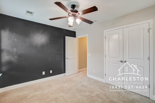 Building Photo - 135 Fulmar Pl