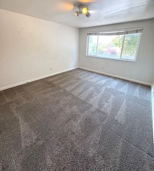 Building Photo - 1777 S 2300 E