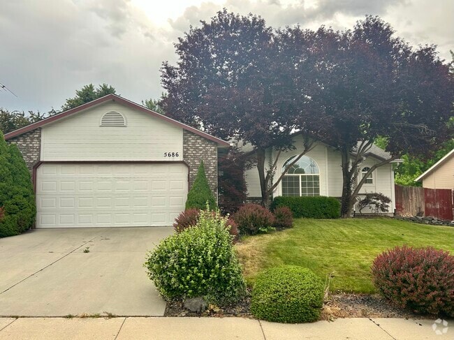 Building Photo - 5686 S Olearia Pl