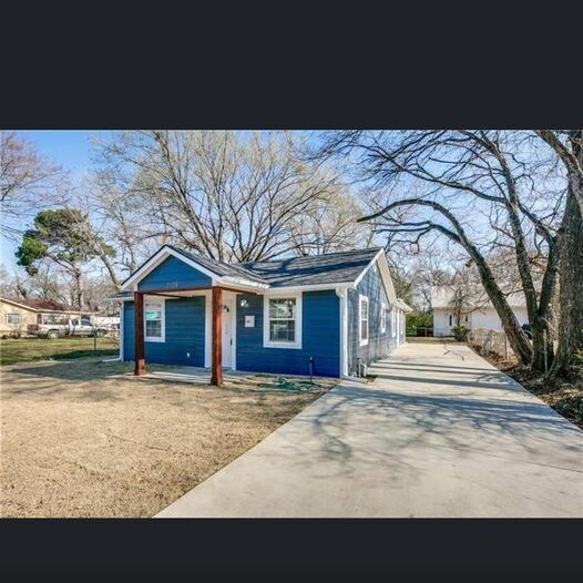 Building Photo - 5136 Bourquin St