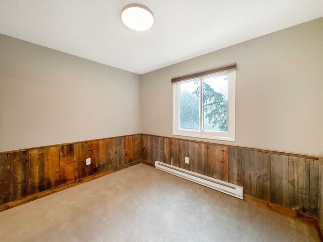 Building Photo - 3bed/2bath Condo, 10 minutes from Breck! Year lease (possible 6 month winter could be discussed)!