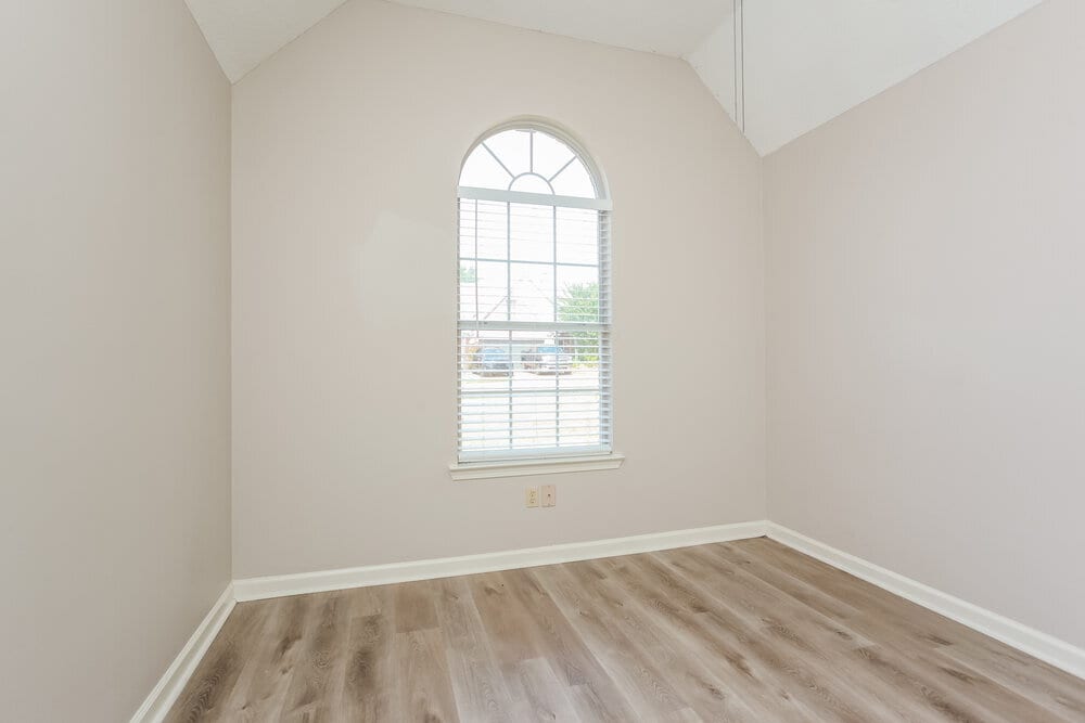 Building Photo - 7117 Puddin Ln