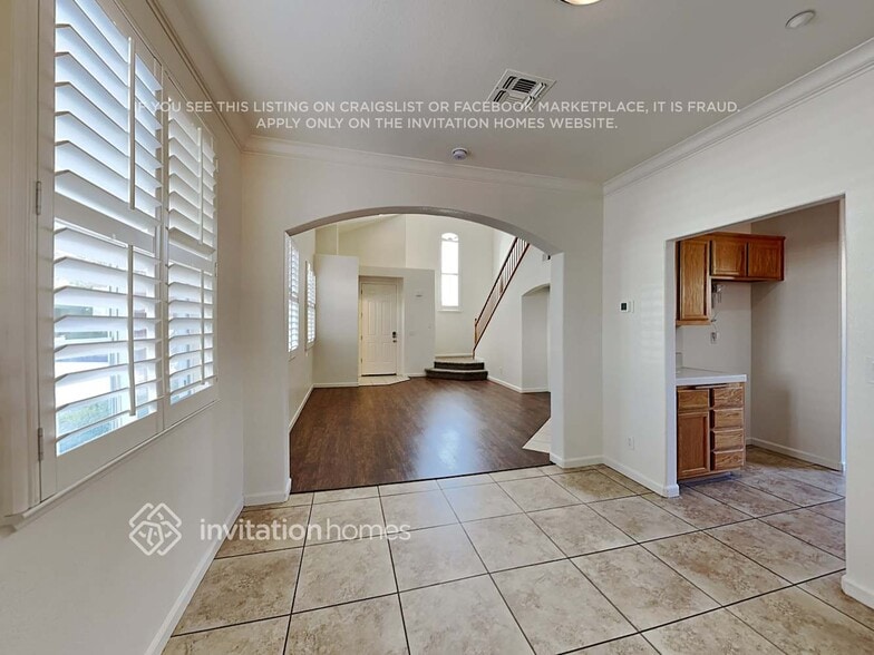 Building Photo - 3521 Tidewater Pl