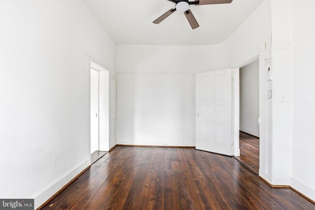 Building Photo - 3110 Main St