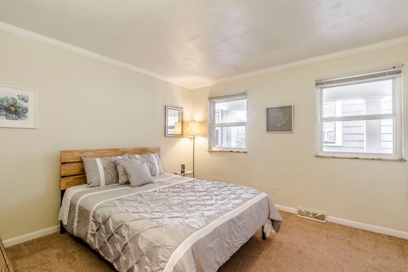 Building Photo - 51 King Ave