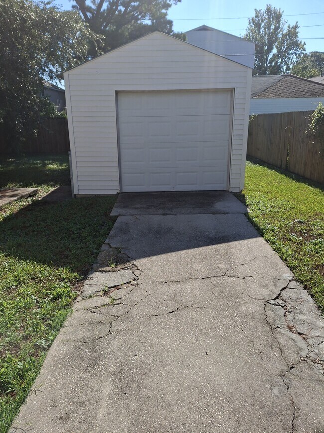 Building Photo - 5625 Canal Blvd