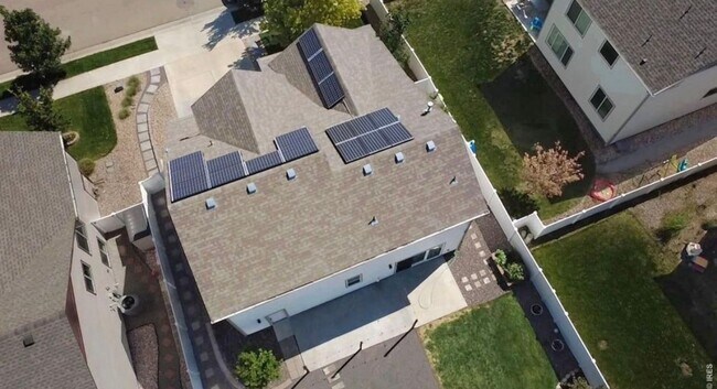 Building Photo - 1472 Skimmer St