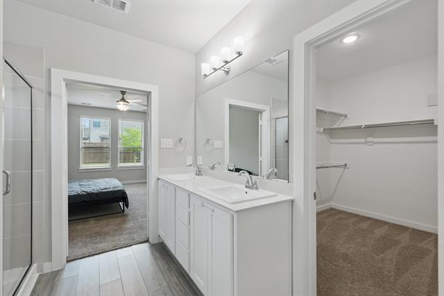 Building Photo - 2321 Spring Side Dr