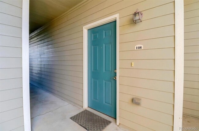 Building Photo - 19303 E College Dr