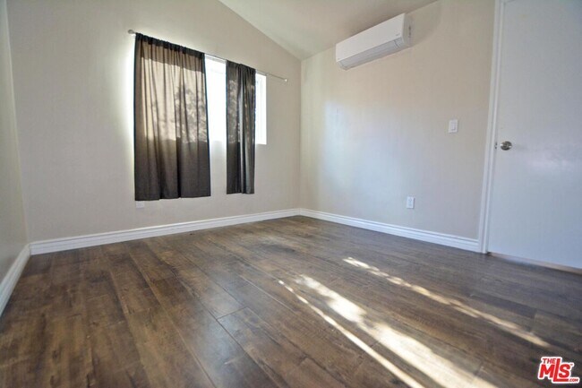 Building Photo - 9616 Gerald Ave