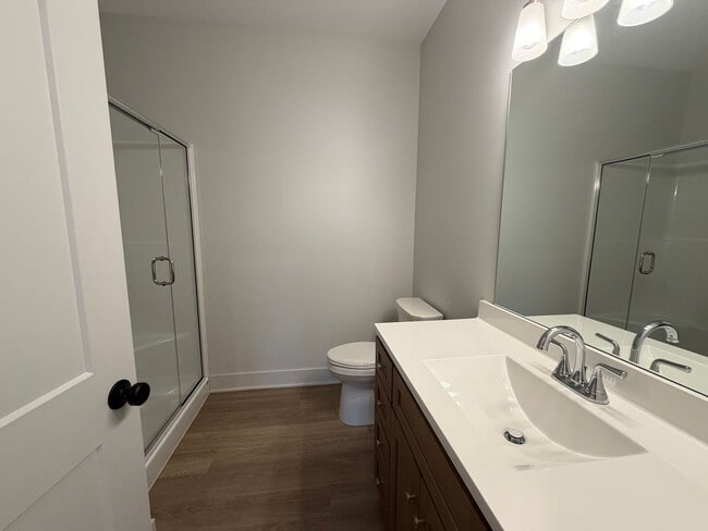 Building Photo - Newly built 3 bedroom spacious home!