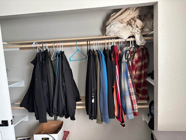 Building Photo - 4418 Olive Ave