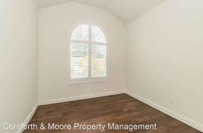 Building Photo - 3 br, 2.5 bath House - 9563 N Whitehouse D...