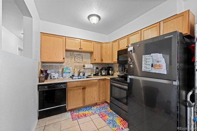 Building Photo - Adorable 2-Bedroom Condo Near Old Town Arvada