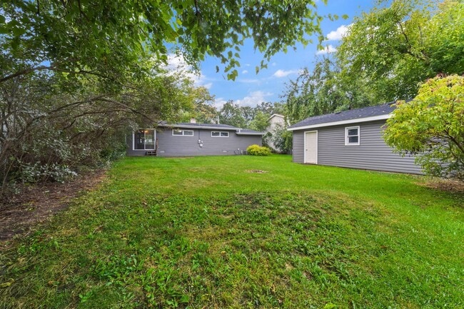 Building Photo - 1112 Villa Vista Dr