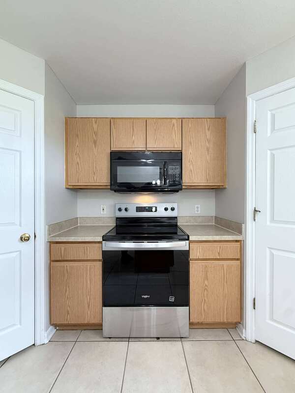 Building Photo - 13046 Waterbourne Dr