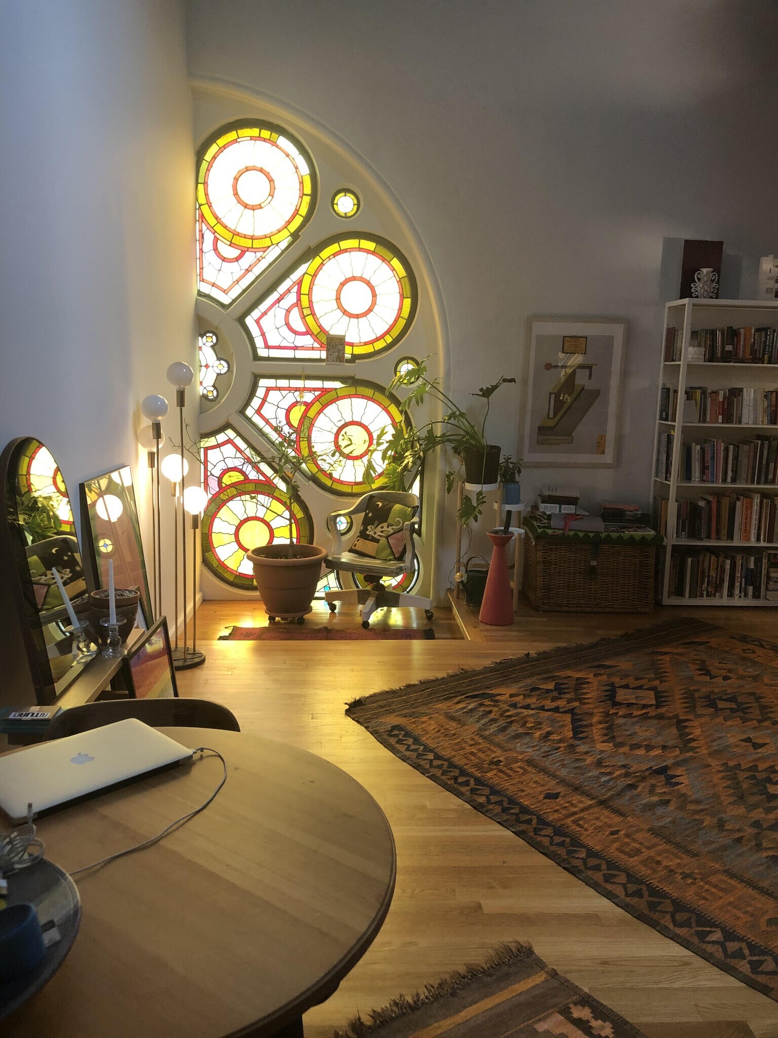 Building Photo - 19 Bow St