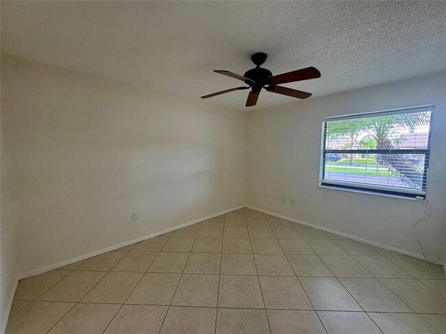 Building Photo - 10849 NW 30th Pl