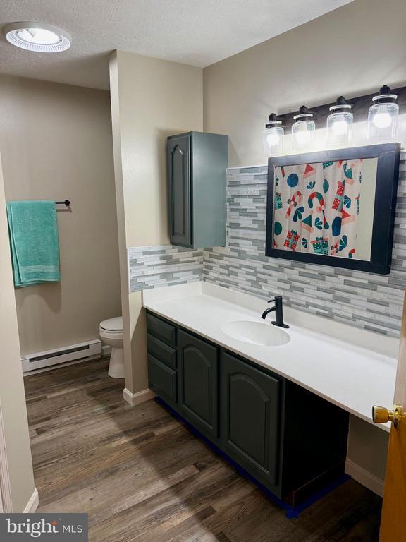 Building Photo - 1121 Progress Rd