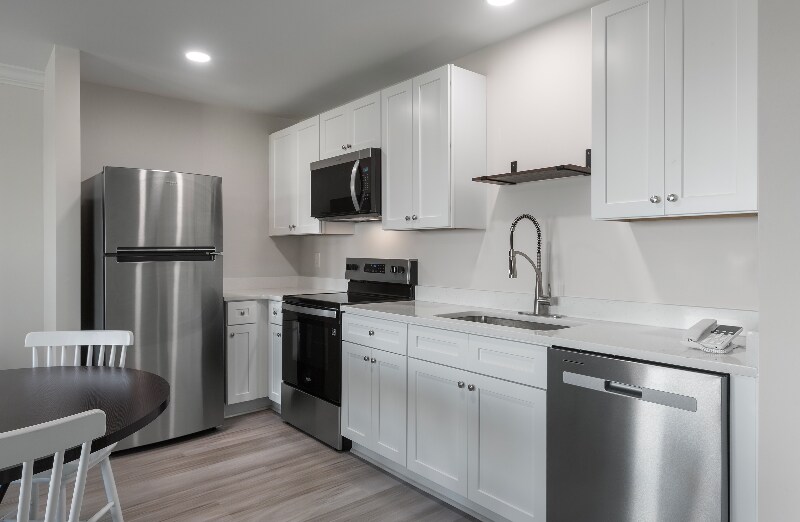 Building Photo - 700 N Ocean Blvd