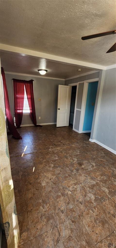 Building Photo - 4610 N Asbury Ave