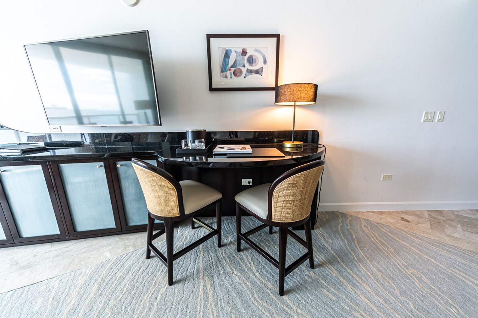 Building Photo - 4401 Collins Ave