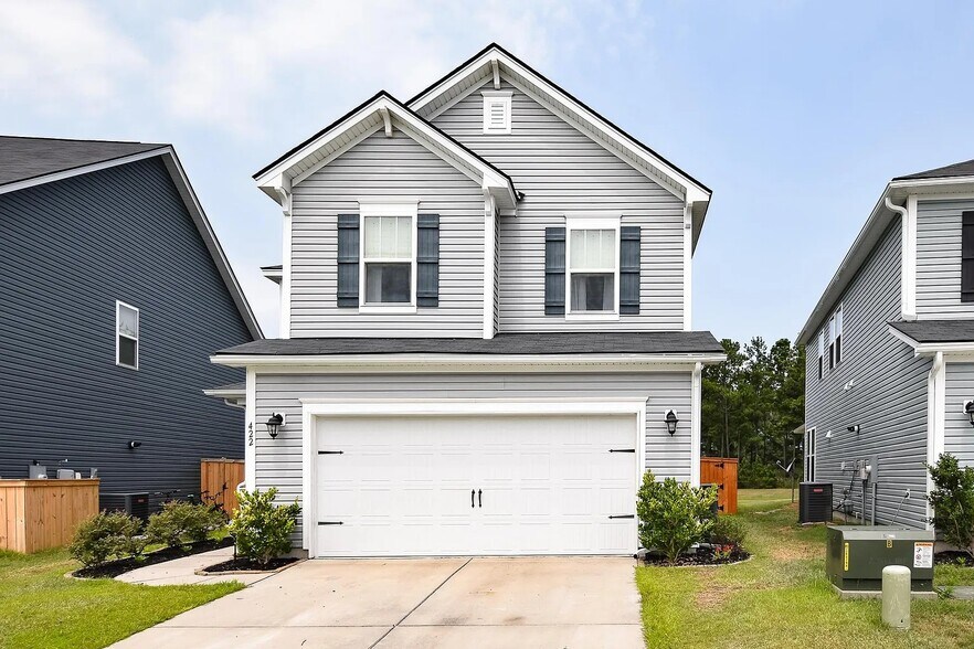 Building Photo - 422 Northern Red Oak Dr