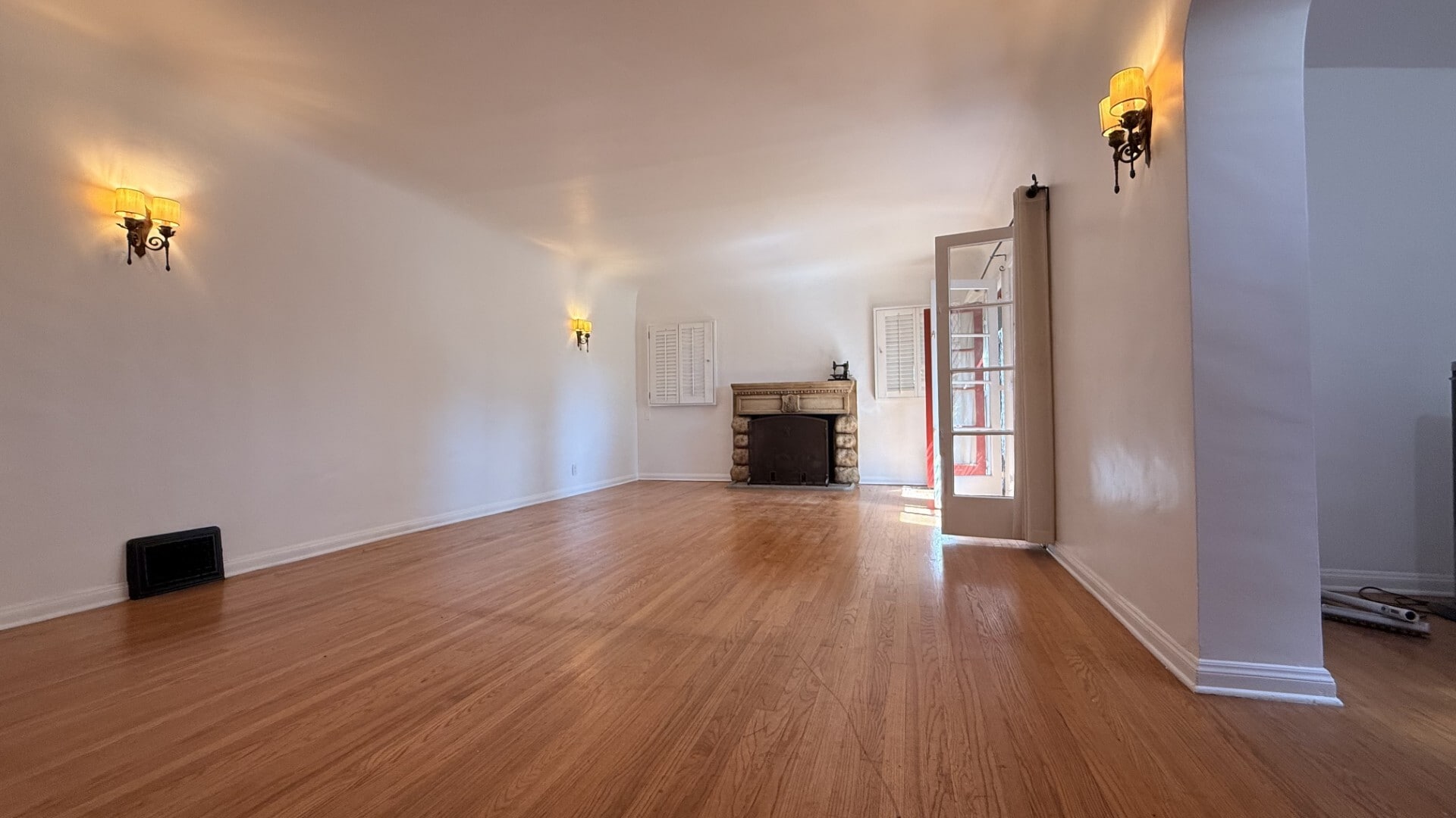 Building Photo - 1611 Idlewood Rd