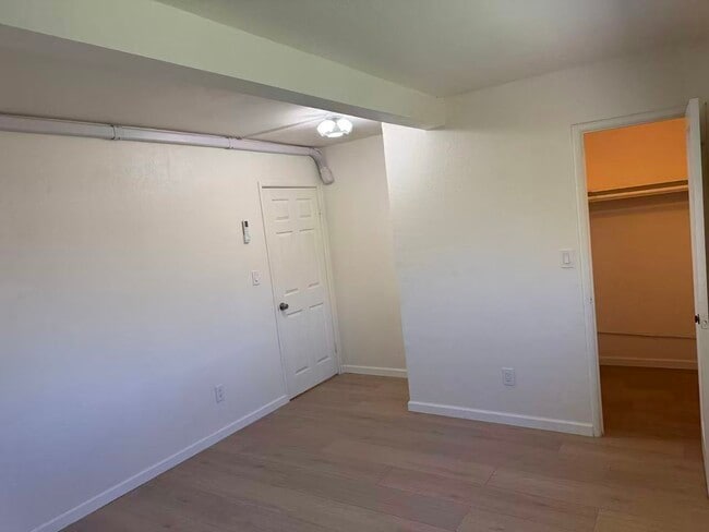 Building Photo - 32 Wharf Dr