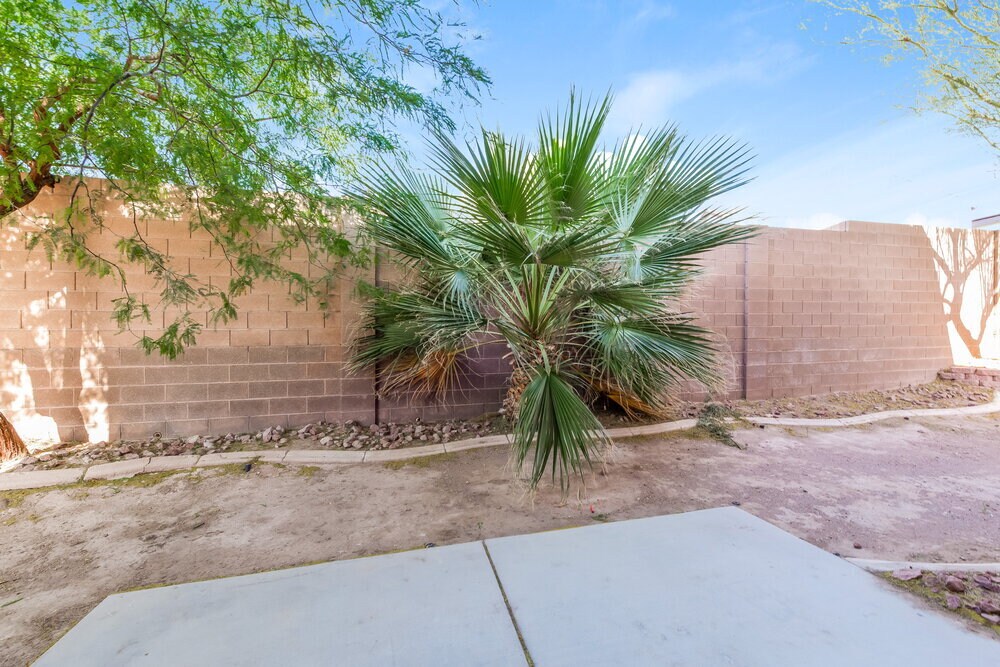 Building Photo - 5305 N Santa Fe Heights St