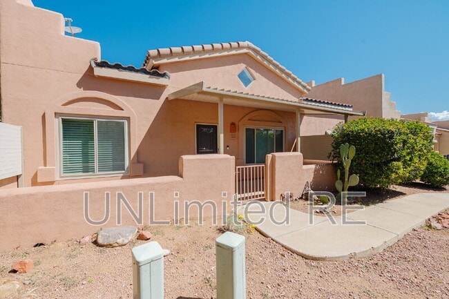Building Photo - 1620 E Parada del Sol