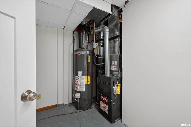 Building Photo - 3106 Maplecrest Rd