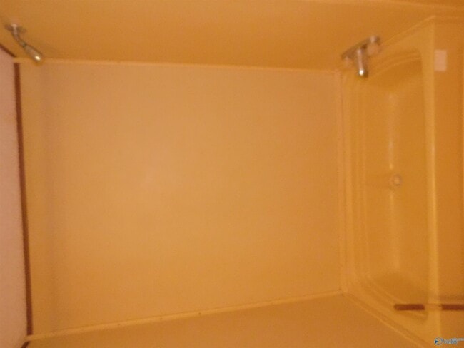 Building Photo - 498 Berry Hollow Rd