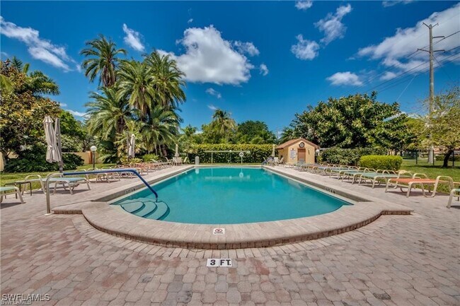Building Photo - 6110 Whiskey Creek Dr