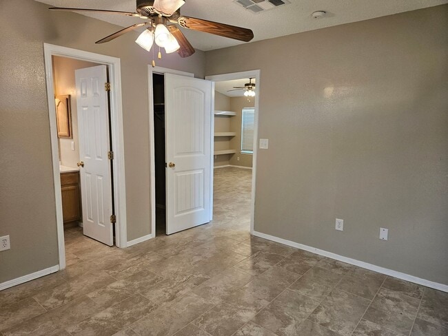 Building Photo - 12357 Tierra Inca Dr