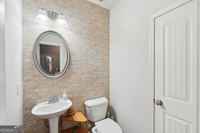 Building Photo - 5389 Burrus Ln