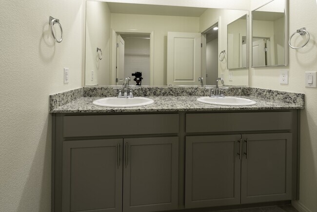 Building Photo - 4519 Merlot Hls Ave