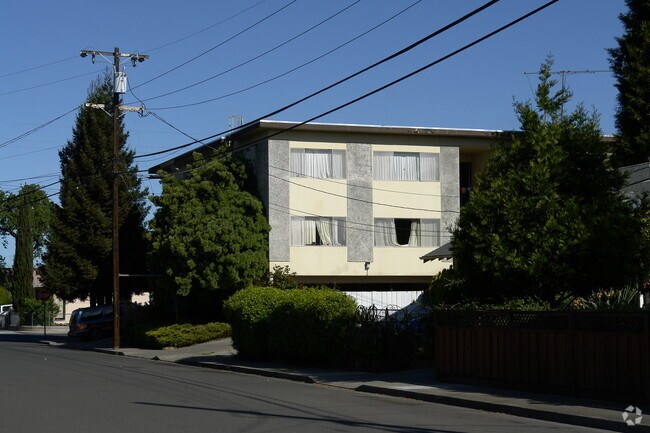 Building Photo - 50 Dumbarton Ave