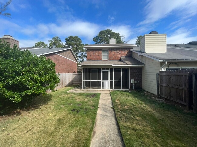 Building Photo - Your Dream Home is Waiting for You! Yardwo...