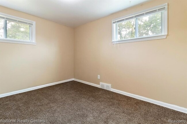 Building Photo - 15391 Appoline St