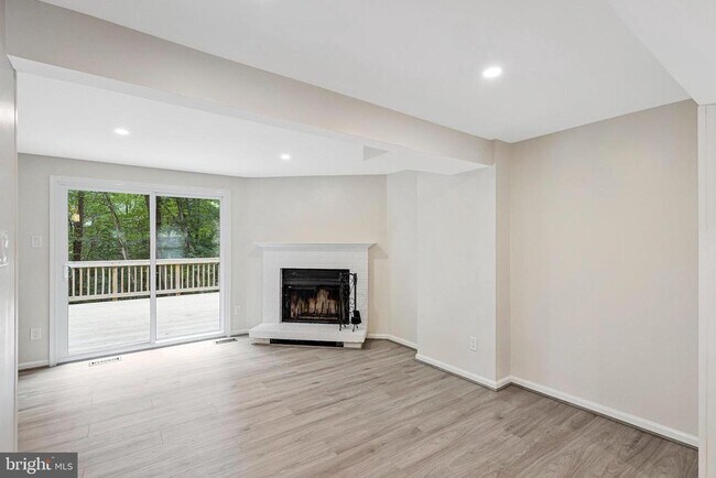 Building Photo - 1594 Poplar Grove Dr