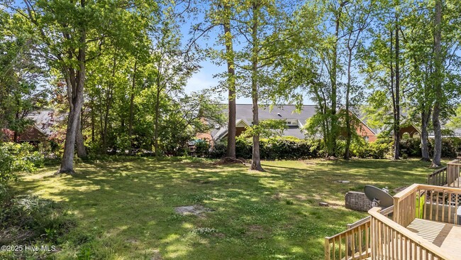 Building Photo - 125 Pirates Rd