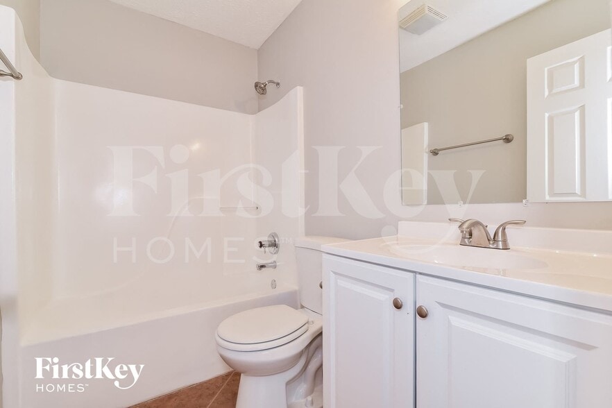 Building Photo - 11704 Grenadier Ln