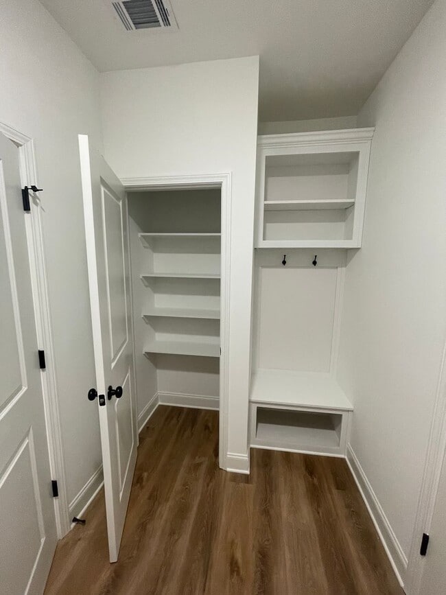 Building Photo - Brand New 3/2 House in Celanese- $1,995