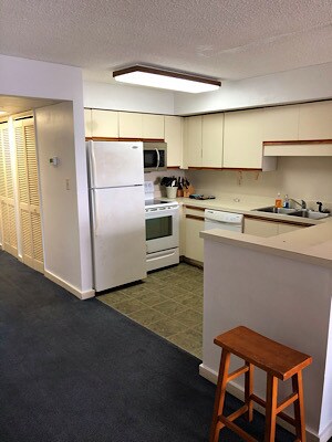 Full kitchen - 1905 S Ocean Blvd