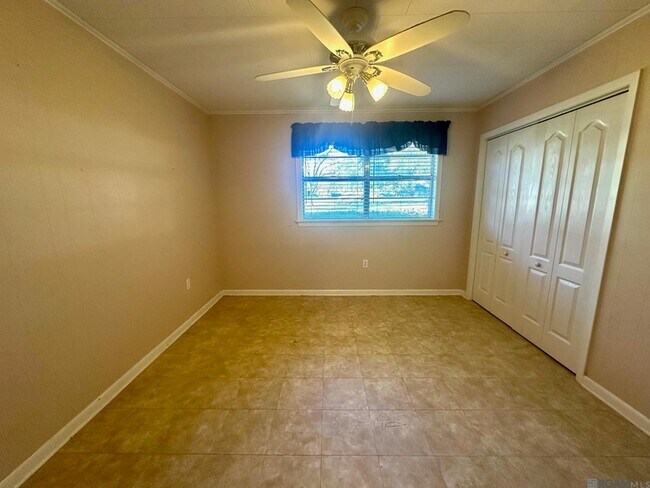 Building Photo - 43063 Black Bayou Rd